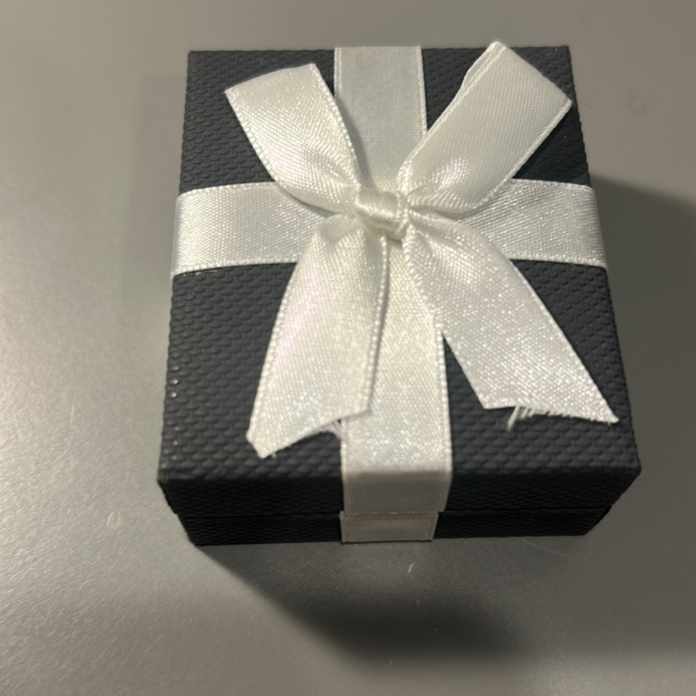 Never Worn Sterling Silver Teardrop Earrings - image 2